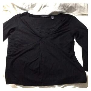 Context m black v neck w/lace 3/4 sleeve